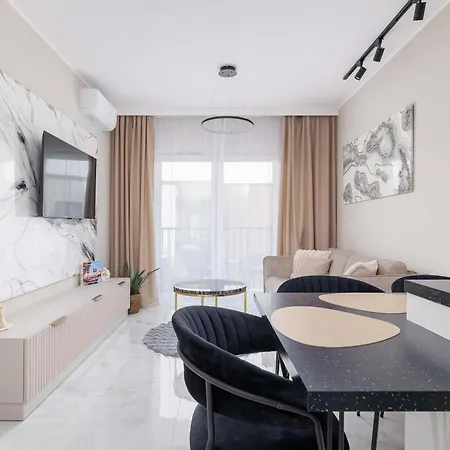 Daire Prestizowy Parking I Biurko Do Pracy By Renters